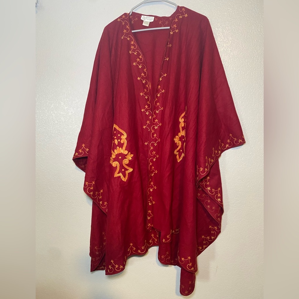 FLAWED Raiment Women's Cape Poncho Wrap Free Size 100% Wool Brandy 56"X 37"